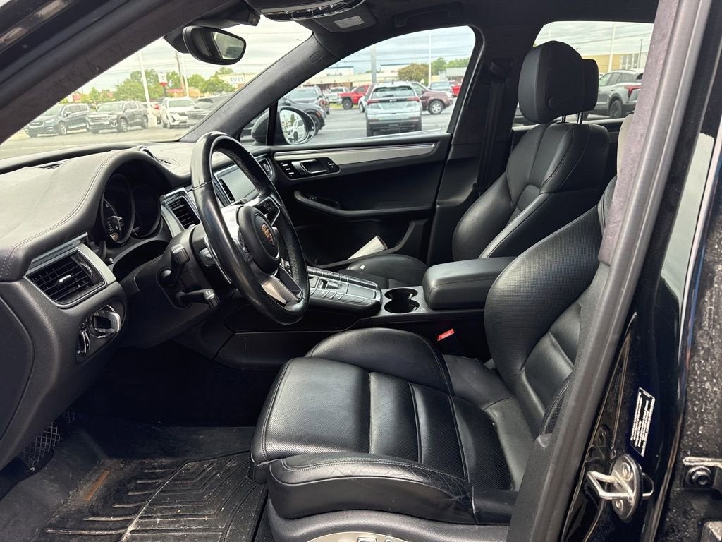 2016 Porsche Macan Turbo