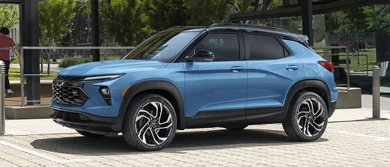 2026 Chevrolet Trailblazer parked on a brick plaza, side view